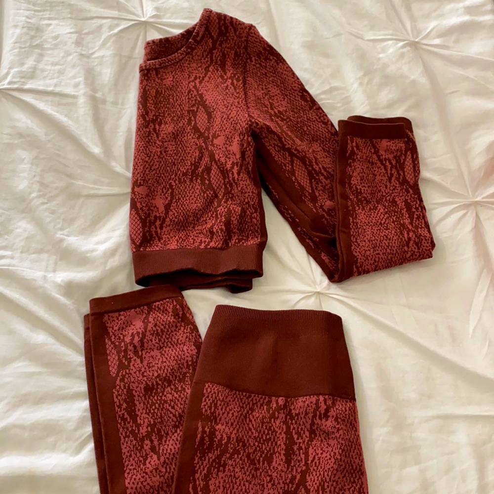 Two Piece Fabletics Set - image 2